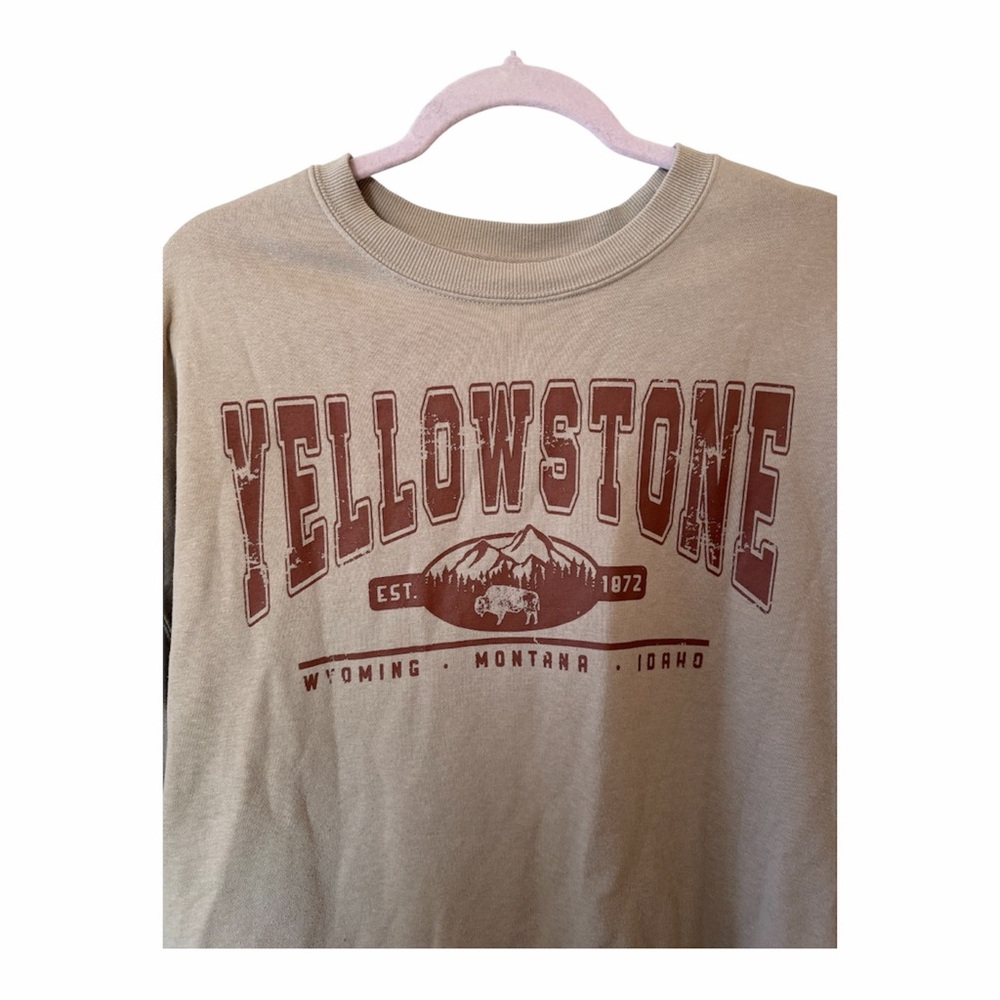Yellowstone Graphic Crewneck Sweatshirt - Picture 2 of 5